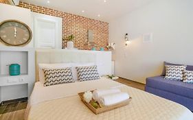 Golden Beachside Terrace