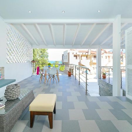 Golden Beachside Terrace Chrysi Ammoudia Bagian luar foto