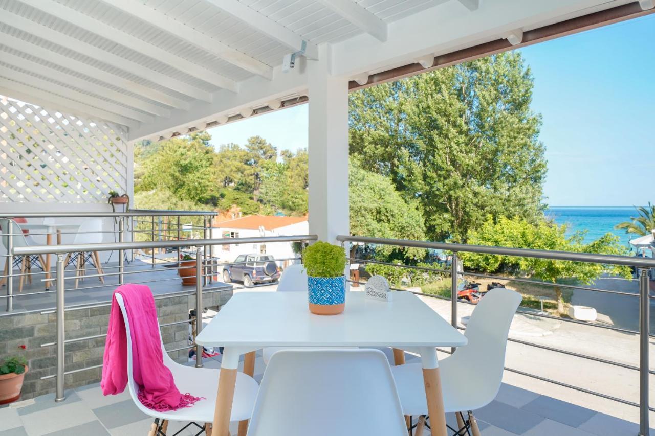 Golden Beachside Terrace Chrysi Ammoudia Bagian luar foto