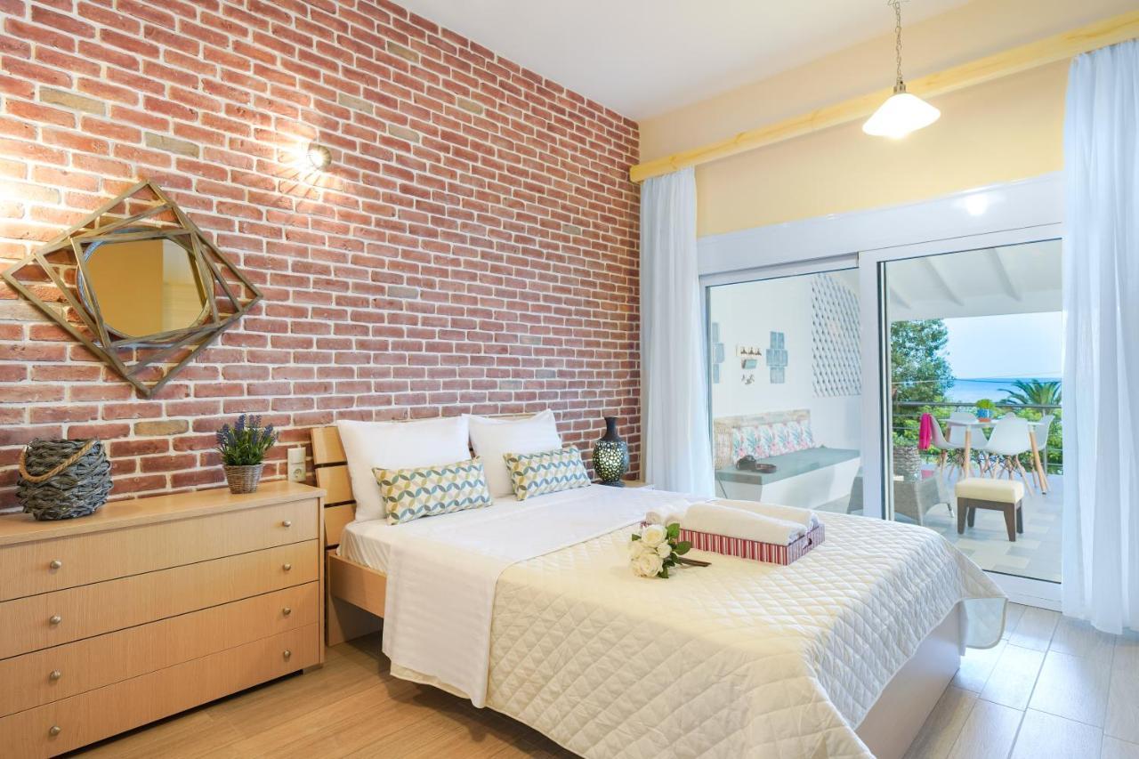 Golden Beachside Terrace Chrysi Ammoudia Bagian luar foto