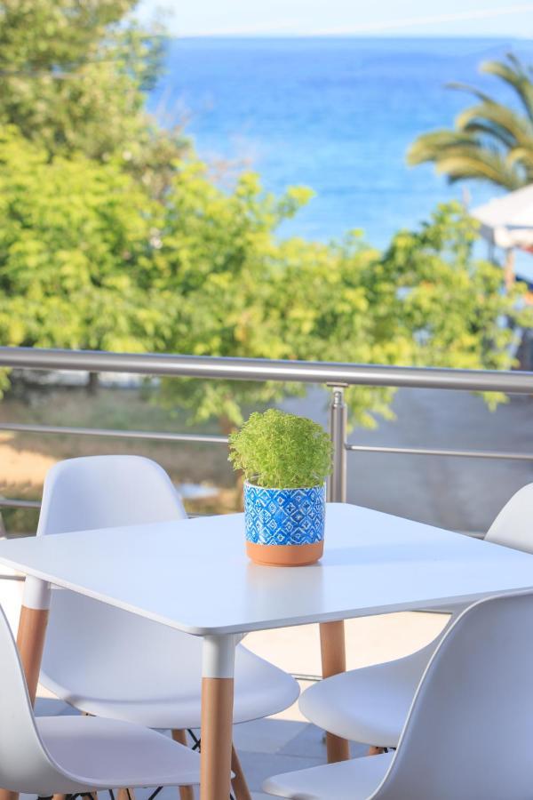 Golden Beachside Terrace Chrysi Ammoudia Bagian luar foto